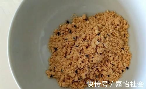 “面粉”别再做包子馒头了,倒锅里炒一炒,一个月的早餐不用买!