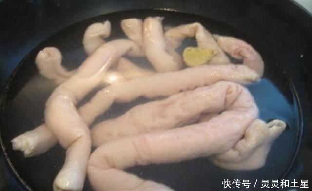 炒肝|朋友介绍的美食,城墙根下的特色,入口生香回味无穷