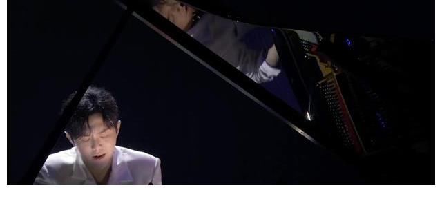 后輩|《披荊斬棘》李云迪實慘，公演舞臺全程伴奏，幫后輩爭取演唱機會