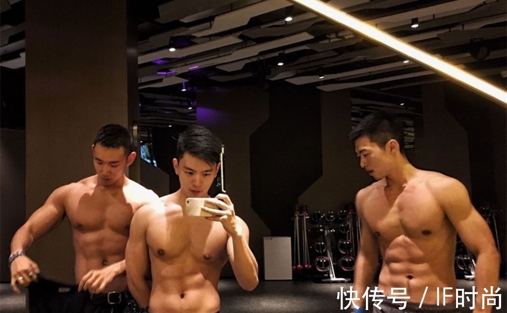 腹肌|颜值与身材俱佳的90后型男,结实的腹肌和胸肌让人心动!