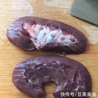 这么做爆炒腰花营养又下饭，邻居都能闻到香