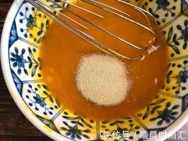 切南瓜|南瓜发糕不揉面,拌一拌,蒸一蒸,松软香甜,比馒头米饭好吃太多