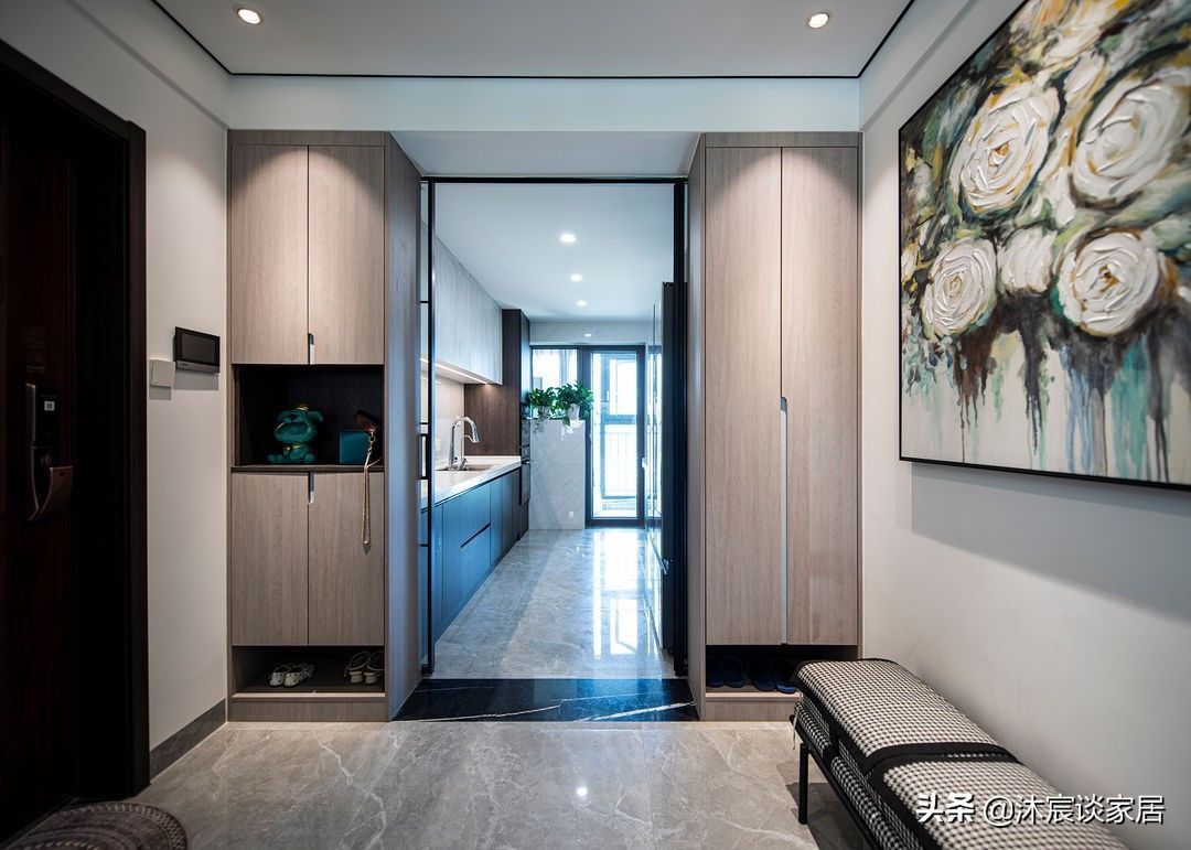 过道|灰色地砖+暗藏踢脚线,真的是好看又好打理,我下次装修也要这样