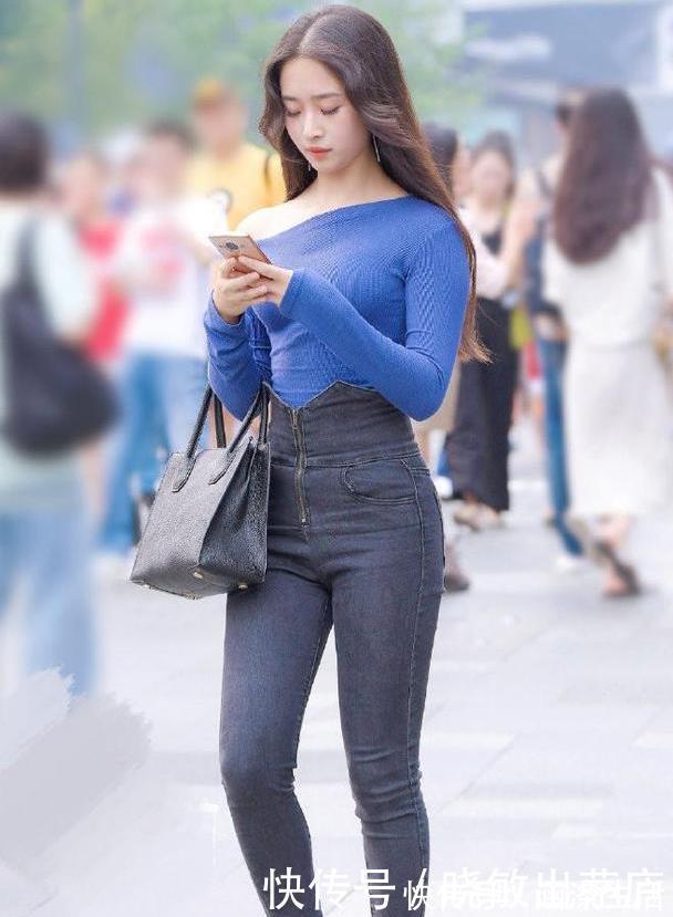 牛仔裤 “不对称”设计的针织衫,打造匀称的身材效果,让你风情万种