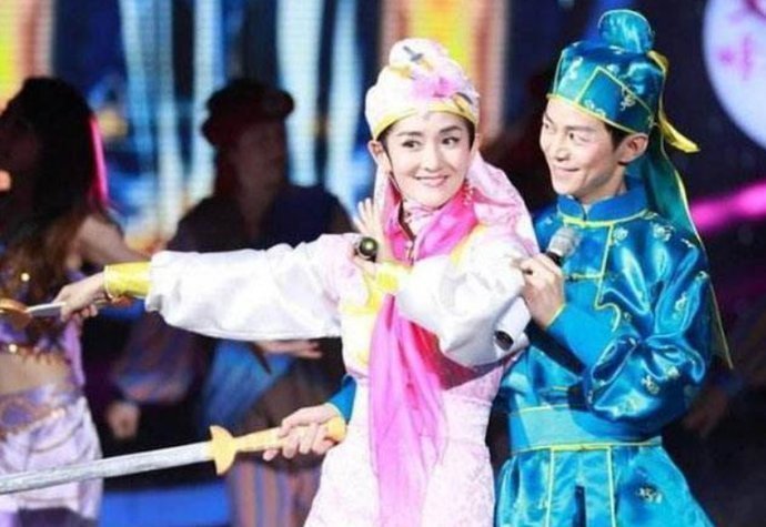 停播|“被迫停播”综艺节目,第2个就没播,这档却因收视太高被叫停