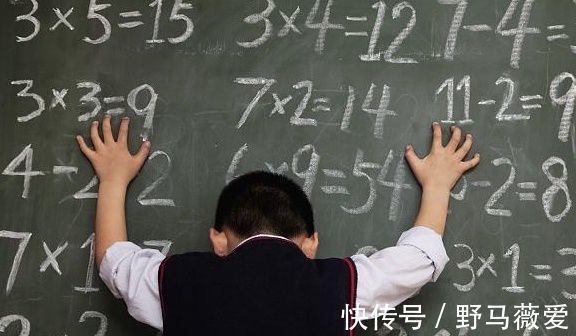 写作业|一个孩子成绩下降前,会有这几个信号,发现一个,父母就该注意了