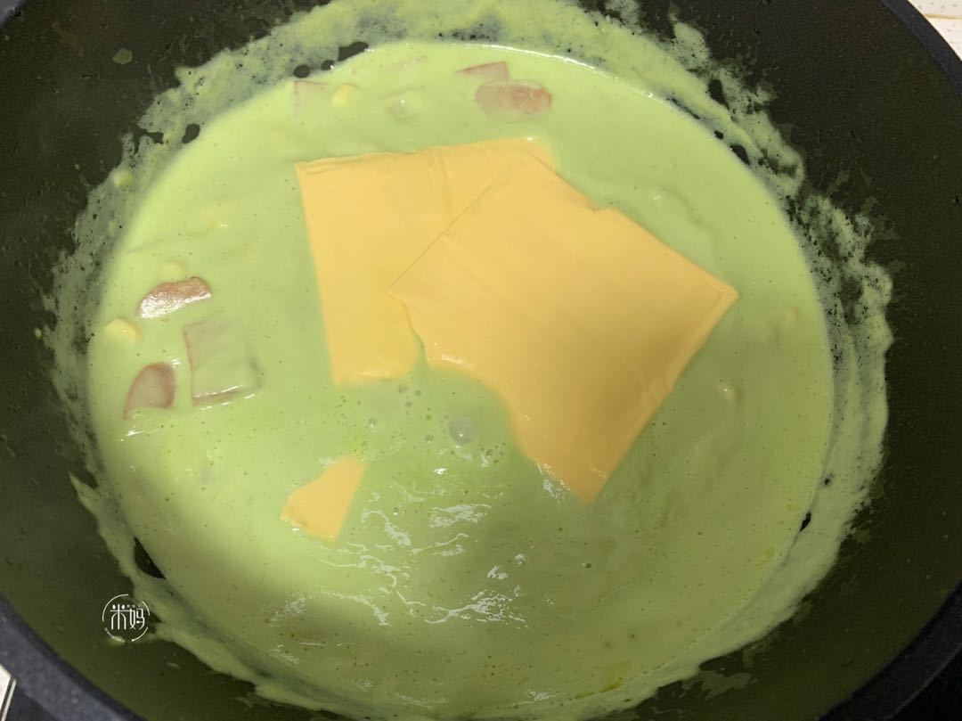 这水果12块一个，用来煮面，奶香浓郁，营养极高，贵点也值