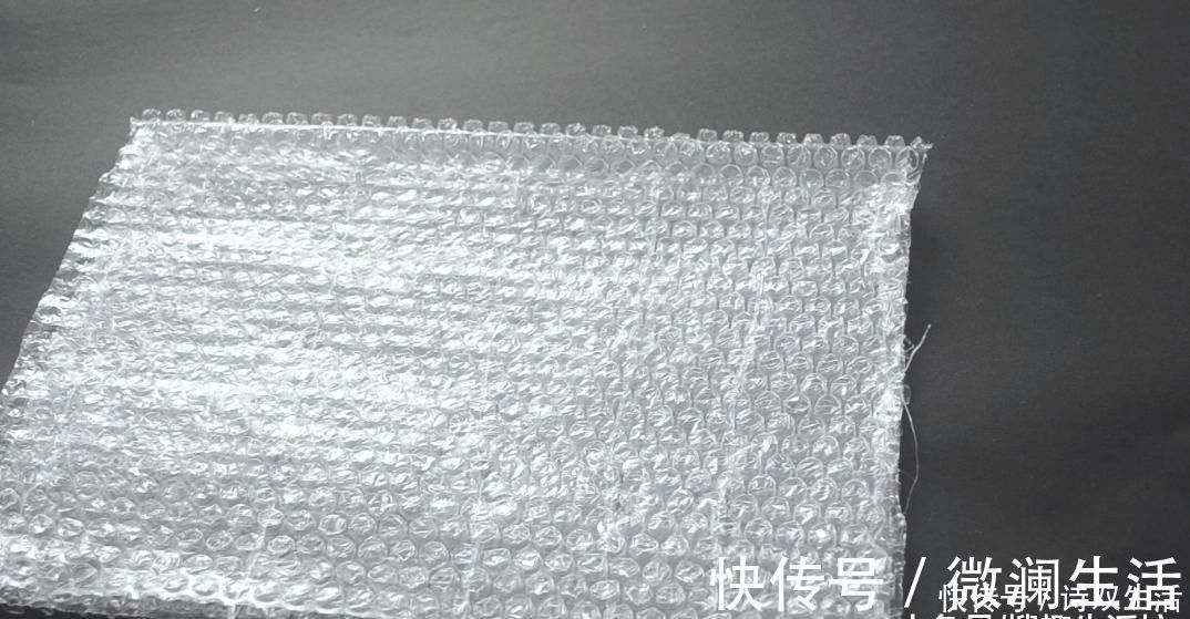 快递箱|快递箱里的气泡垫别扔了, 没想到它作用这么大, 家家户户用的到