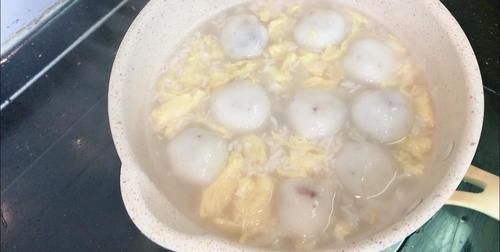 元宵原来是这样做得的，简单易上手，以后再也不用出去买来吃了