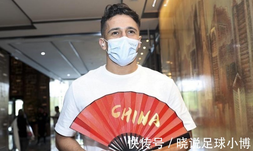 李铁|几个意思?董路和球迷互动,再谈洛国富:他上场国足就是5-1!