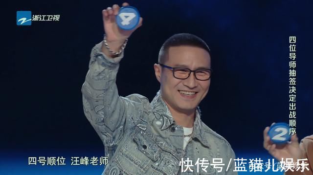 吳莫愁|好聲音助教服裝該管管了!張碧晨晃眼，吳莫愁浮夸，只有她較穩(wěn)重