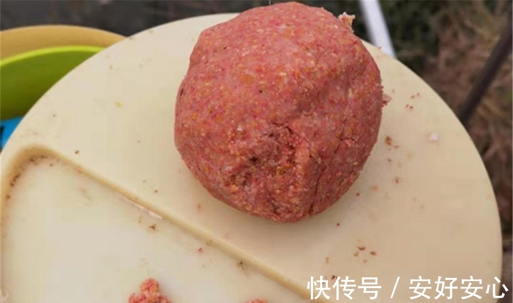 冬季钓鱼,核心技巧只有两招,牢记这2招,天气多冷也能钓爆护