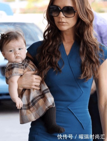 宝宝|带娃出门需谨慎,有种伤害叫“徒手抱娃”,方便大人却害了孩子