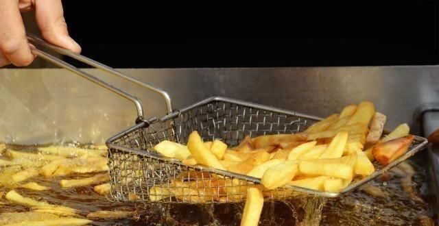 便秘把肠子“堵”住了,拉不出、肚子胖,常喝