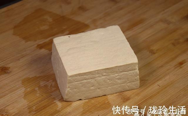 锅塌豆腐|原来保存豆腐这么简单，只需一碗水，不用放冰箱也不坏，超实用