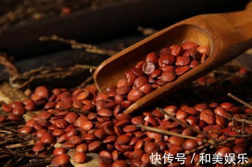 百合茶|长期失眠的,每天叩手50下,心经全疏通,睡眠稳一觉到7点