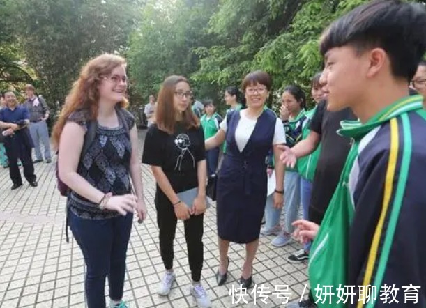 |俄罗斯女生用中文告白,通篇写成有趣段子,原谅我看后笑出了鹅叫