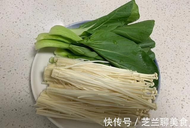 碗面|天冷早餐就馋这碗面，10分钟搞定，一碗下肚浑身都暖和，赞
