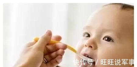 喝奶|宝宝早上醒来,先喝奶还是先吃饭?顺序对了,对宝宝的肠胃好