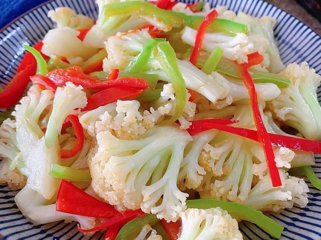 一月，遇见这菜我一买就是十斤，晚上照着吃，瘦到掉裤子！