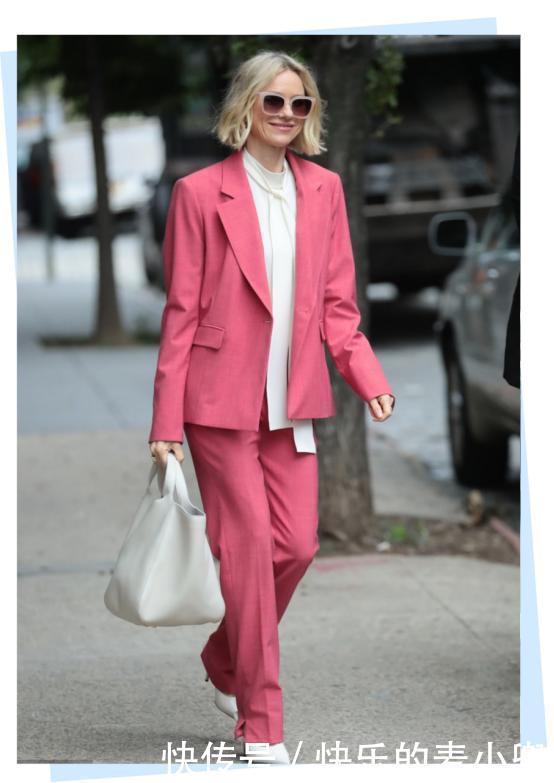 “时髦精”都在穿西装,不仅百搭还帅气,时尚达人抢着穿