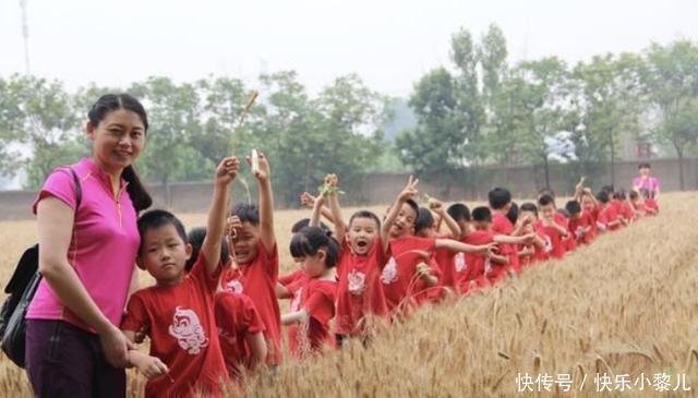 幼儿园老师|幼儿园男老师走红，因喜欢小朋友放弃做健身教练，反差萌圈粉无数