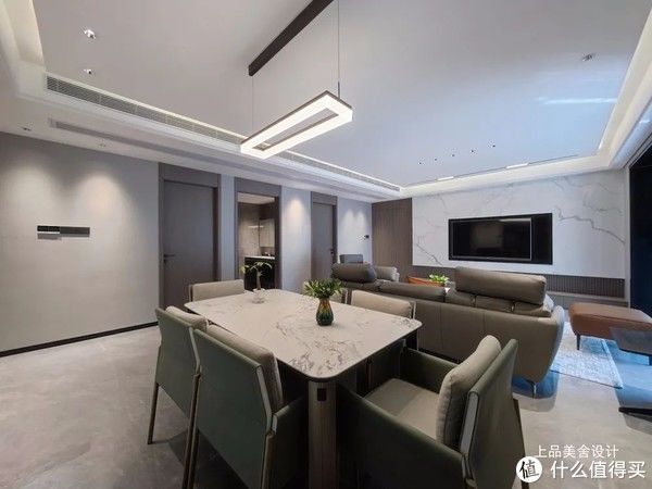 客餐厅|看了长沙夫妻的极简风,才知道什么是“网红”装修,隐形墙很惊艳