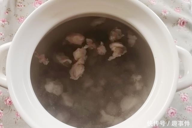 羊腿|做羊肉最忌放大料,羊肉这样做,一羊两吃,二斤羊肉不够吃