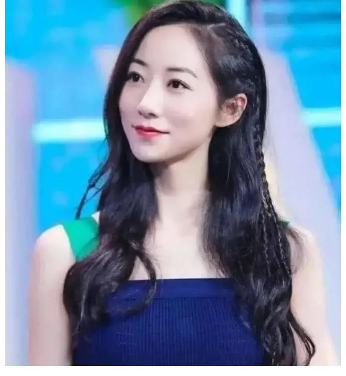 韩雪戴面具参加相亲节目：我月入5000！说完后全场男嘉宾全部灭灯