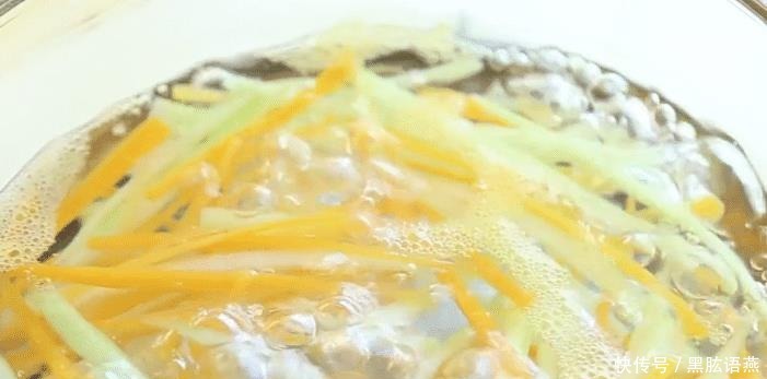 美味|简单好吃的鲜蔬蛋皮串串,造型好看,营养美味,孩子爱吃的辅食