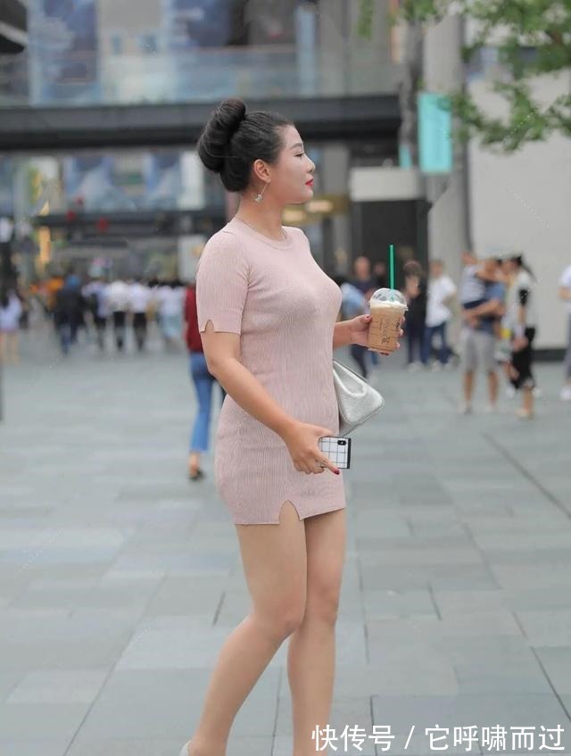 美女 上身胖该如何穿切忌单方面入手,让整个穿搭出现“四不像”!