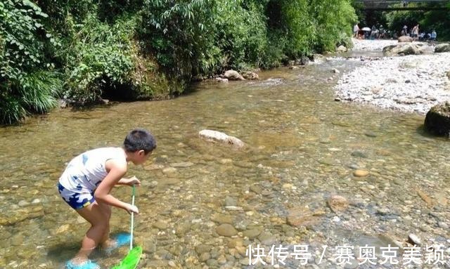 王婆岩|成都的“小九寨”，距离主城区60公里，夏天必去玩水地