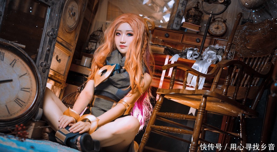 异瞳|这只异瞳小萝莉可是会“睡”人的哦!佐伊COS赏析