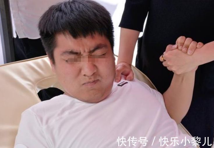 丈夫|准爸爸会“复制”妻子孕期状态?孕妈未见变胖,丈夫却很“显怀”