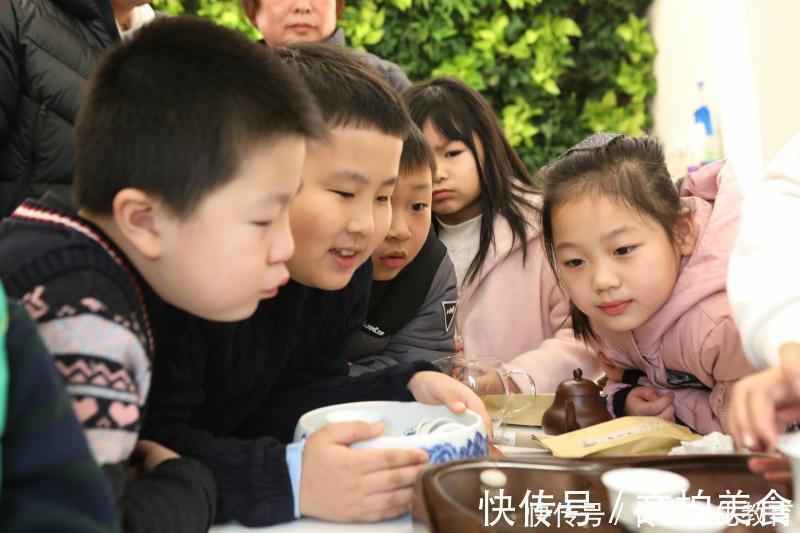 家庭教育|3位学霸妈妈的家庭教育分享:“绝不打扰”原则,小学开始怎么做