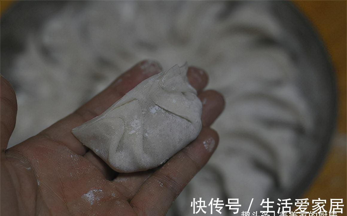 天气干燥,包饺子别用韭菜、白菜了!此食材润肺止咳,秋天最是鲜