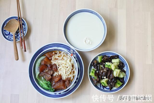 贝贝|5年如一日，天天做早餐，网友：这样的早餐很温暖，仪式感满满