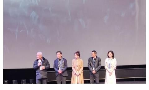 涂们上个月录制节目现场画面曝光 精神状态尚可