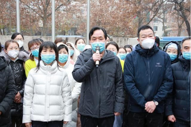 呼吸重症科|陕西省人民医院第二批赴一线抗疫医疗队今日冒雪出征