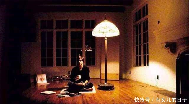 解密!苹果创始人「乔布斯」最爱穿的鞋,究竟是哪双