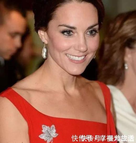 王冠|英国女王也偏心,有些珠宝首饰只能借给女儿,不能借给儿媳或孙媳