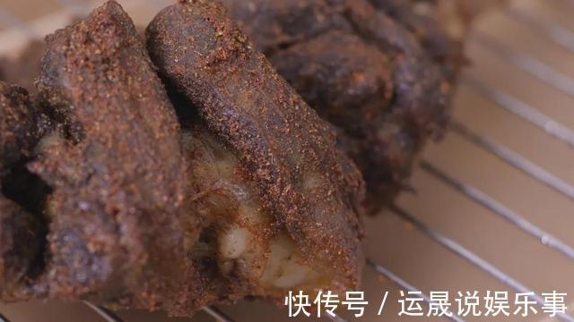 吃肉|羊腿在家这样烤，不膻也不腥，大口吃肉，特过瘾