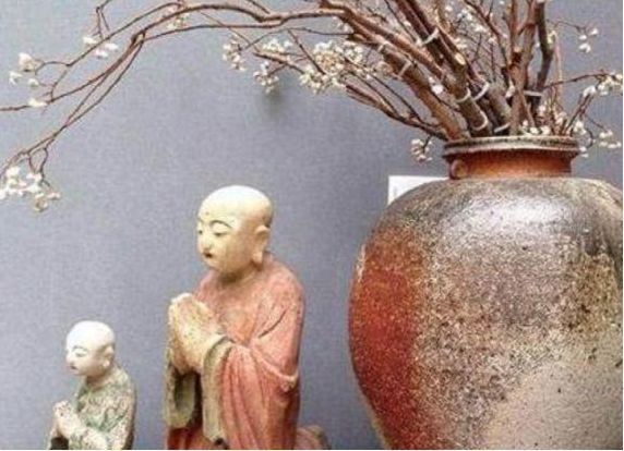 陈建斌|看看蒋勤勤和陈建斌的家,家常便饭也这么丰盛,家里摆满古玩