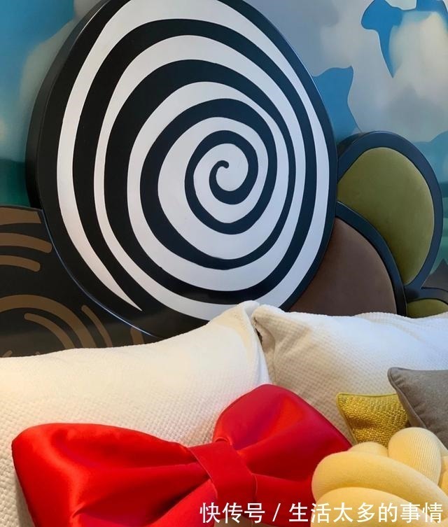 酒红色|轻奢风格正流行,25张装修实景图值得欣赏,精致与舒适的体验!