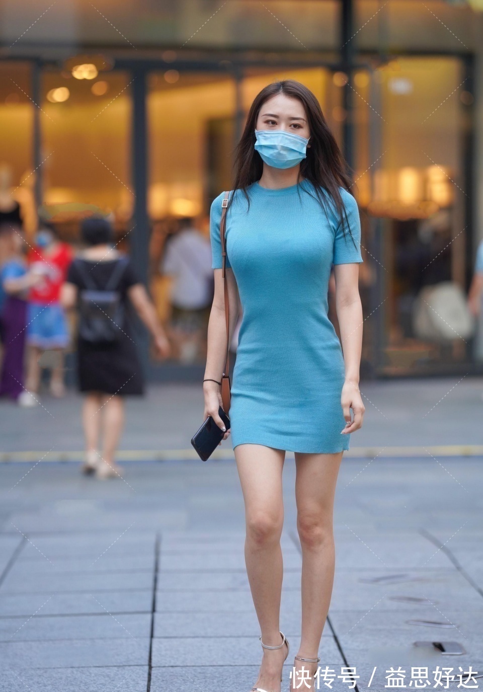 父母|见过世面的女人就是不一样!一看就是大家闺秀,应该是父母喜欢的