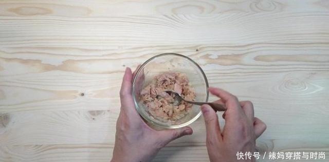 黑胡椒|早餐别太抠门，孩子连吃这饼3天都不腻，北方朋友看着就有食欲