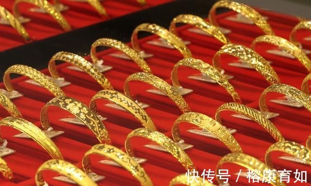 金店|一些人颈上戴的大金链子是纯金吗 说出来你都不敢相信