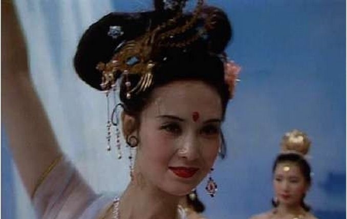 调戏|天蓬元帅调戏嫦娥被贬入凡间,如果二郎神调戏嫦娥,会怎样?