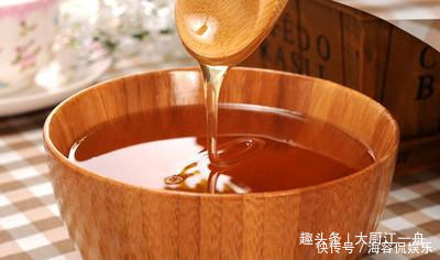 1根筷子就能辨别真假蜂蜜！赶紧来学学吧，参假蜂蜜一试就现原形