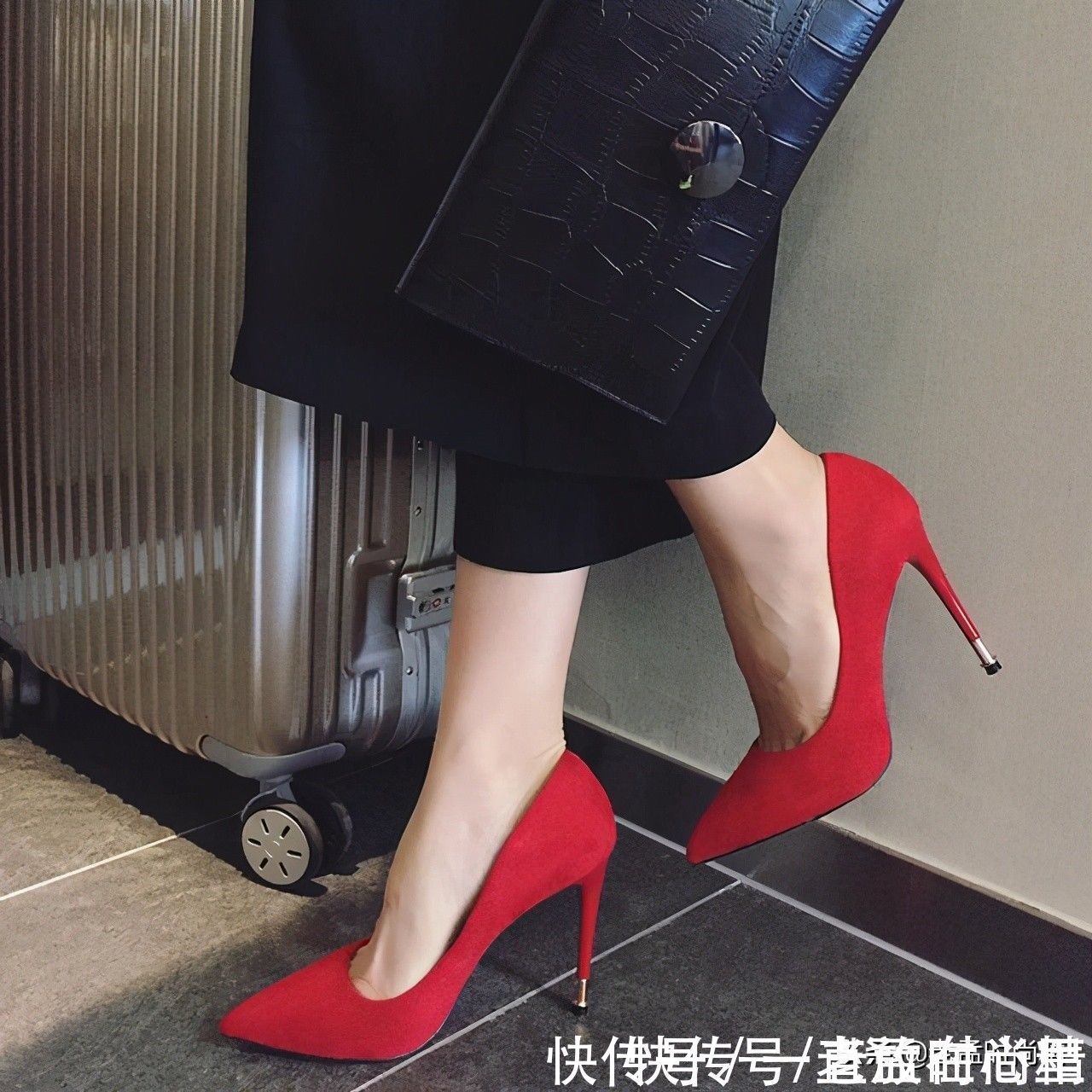 九分裤 九分裤搭尖头鞋,上脚腿细到让人尖叫,穿出轻熟女人味